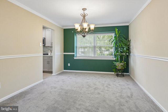 7 FAIRMOUNT DR, Sicklerville, NJ 08081