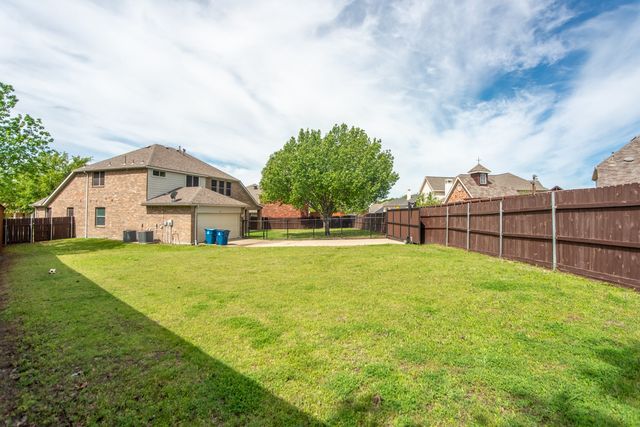 307 Sweet Gum Lane, Sunnyvale, TX 75182