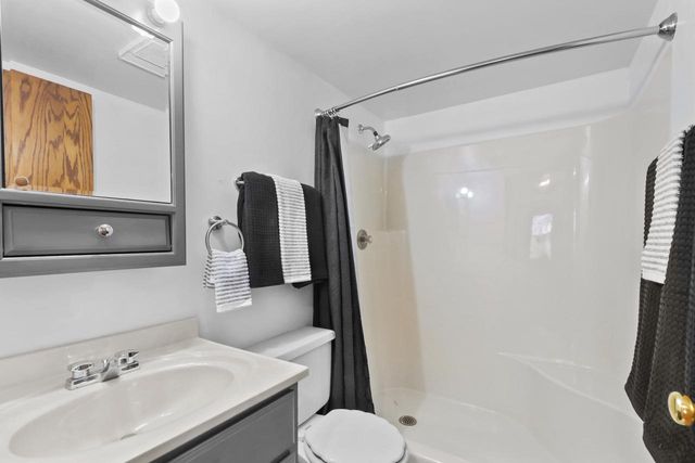 8629 N Servite DRIVE #105, Milwaukee, WI 53223