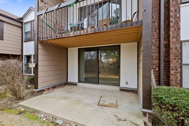 8629 N Servite DRIVE #105, Milwaukee, WI 53223