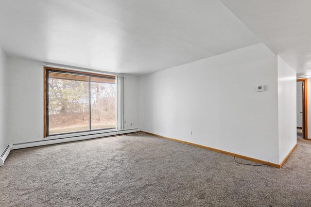 8629 N Servite DRIVE #105, Milwaukee, WI 53223