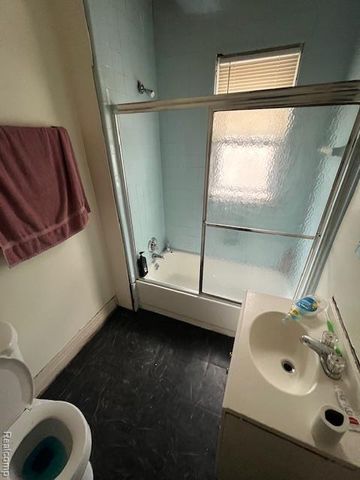 4427 Helen Street, Detroit, MI 48207