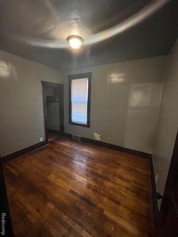 4427 Helen Street, Detroit, MI 48207