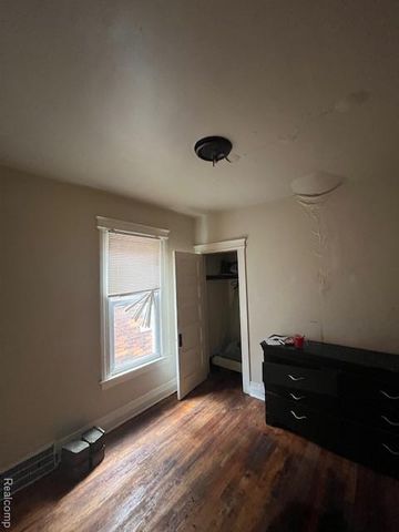 4427 Helen Street, Detroit, MI 48207