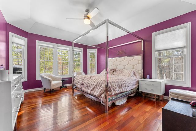 3506 Harvest Court, Island Lake, IL 60042