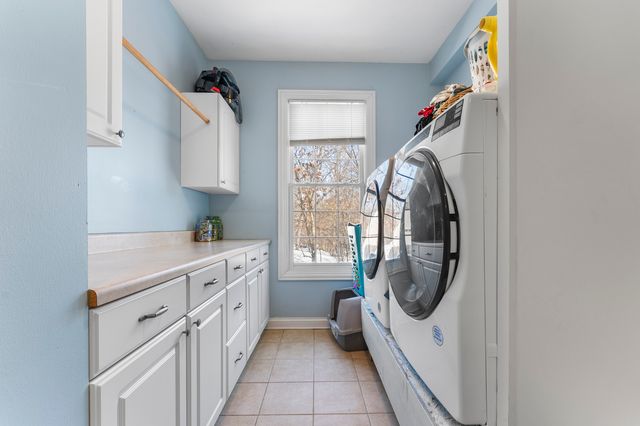 3506 Harvest Court, Island Lake, IL 60042