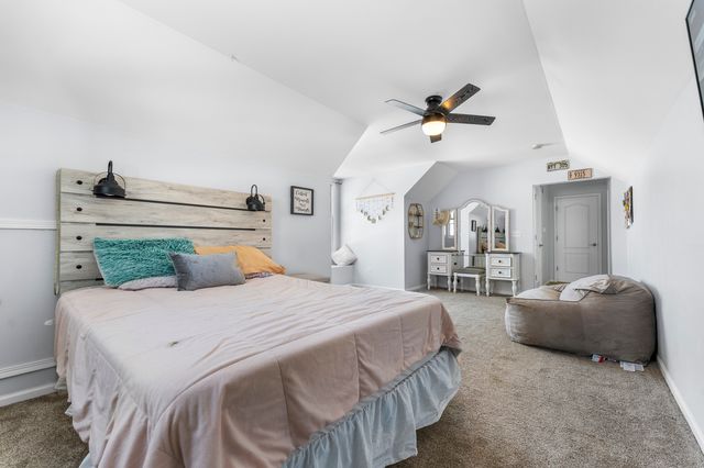 3506 Harvest Court, Island Lake, IL 60042