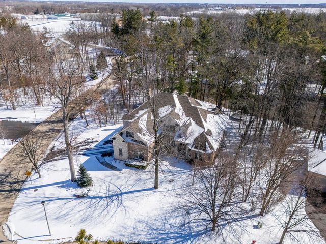 3506 Harvest Court, Island Lake, IL 60042