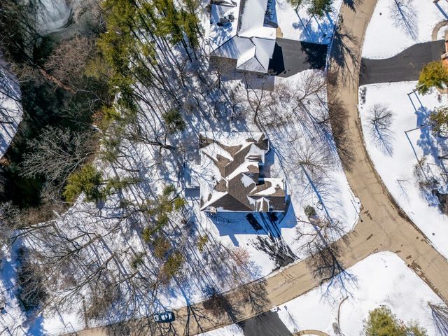 3506 Harvest Court, Island Lake, IL 60042