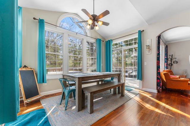 3506 Harvest Court, Island Lake, IL 60042