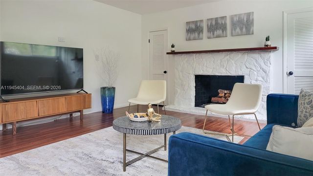 14325 NE 8th Ave, North Miami, FL 33161