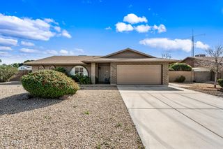 3735 W AIRE LIBRE Avenue N, Phoenix, AZ 85053