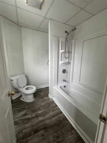 5 Penta Street 201, West Warwick, RI 02893