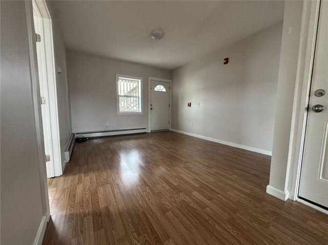 5 Penta Street 201, West Warwick, RI 02893