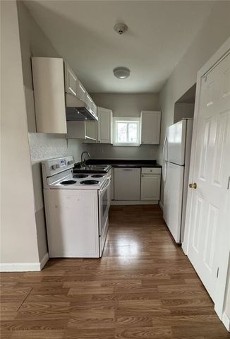 5 Penta Street 201, West Warwick, RI 02893