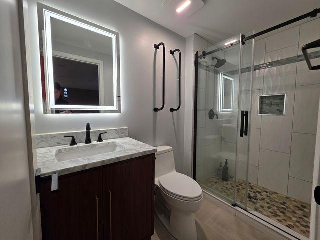 713 Old Post Road, Buffalo Grove, IL 60089