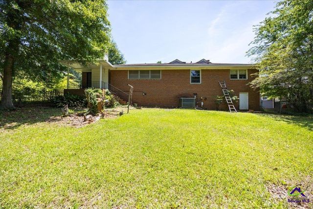 2418 Tredway Drive, Macon, GA 31211