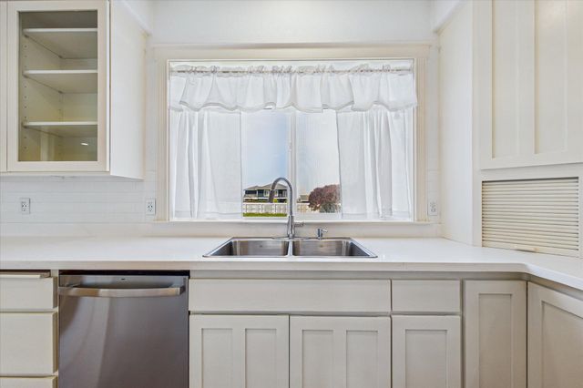 2910 Springer Drive, Mckinleyville, CA 95519