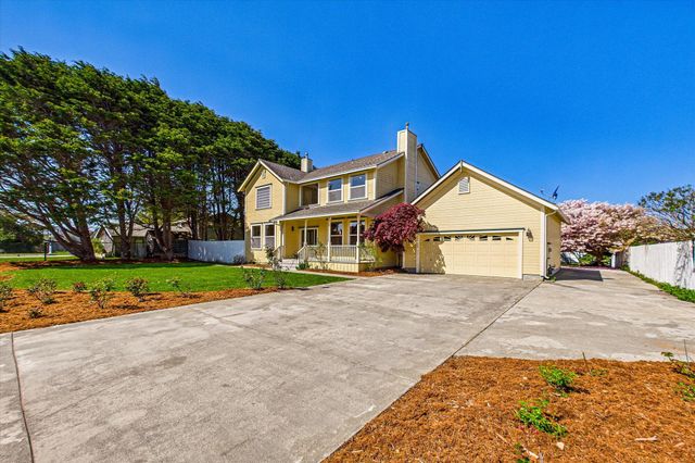 2910 Springer Drive, Mckinleyville, CA 95519