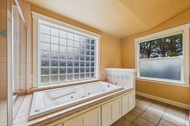 2910 Springer Drive, Mckinleyville, CA 95519