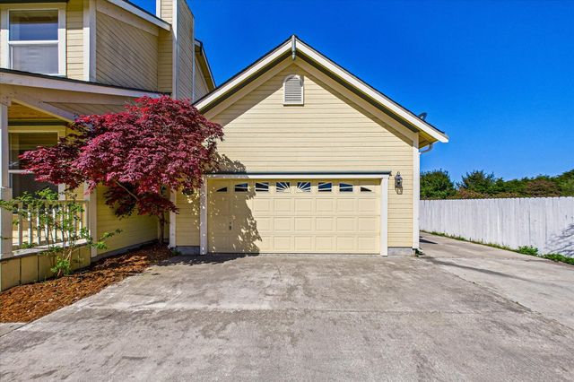 2910 Springer Drive, Mckinleyville, CA 95519