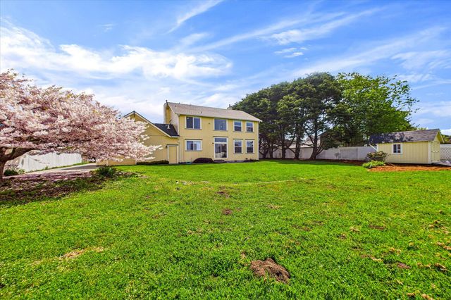 2910 Springer Drive, Mckinleyville, CA 95519