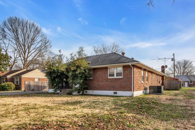 105 Lynn Dr, Columbia, TN 38401