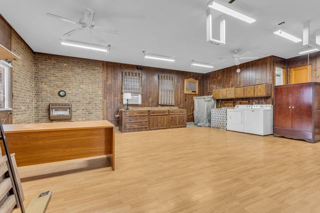 105 Lynn Dr, Columbia, TN 38401