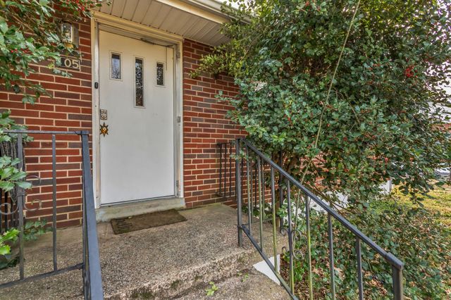 105 Lynn Dr, Columbia, TN 38401