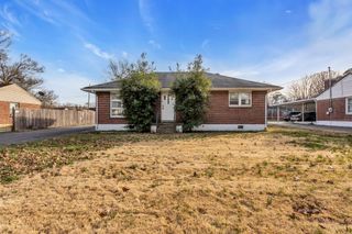 105 Lynn Dr, Columbia, TN 38401