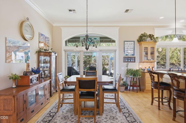 212 Isabella Lane, Grants Pass, OR 97526