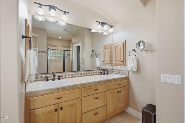 212 Isabella Lane, Grants Pass, OR 97526