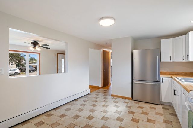 27 Ritter Street, Nashua, NH 03060