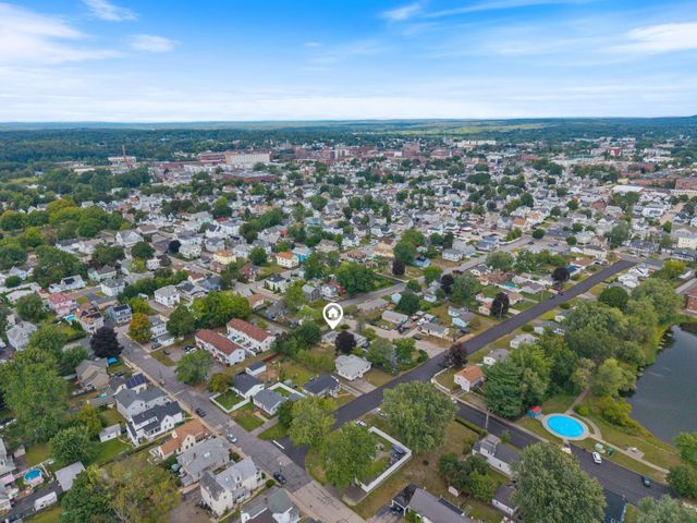 27 Ritter Street, Nashua, NH 03060