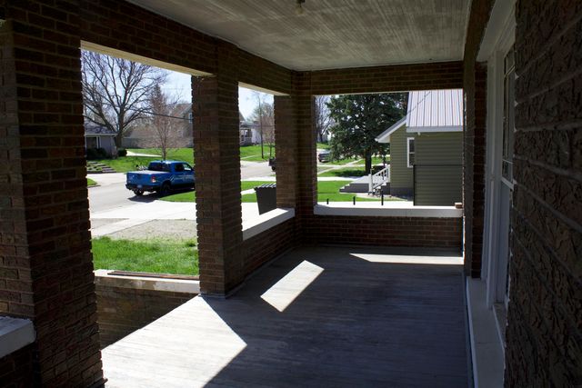 713 S Adams Street, Wellsburg, IA 50680