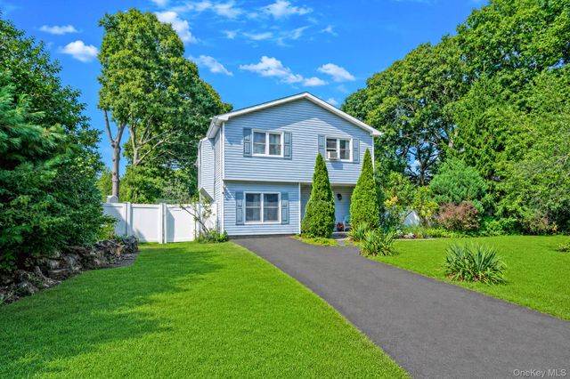37 Main Avenue, Mastic, NY 11950