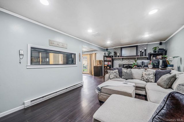 37 Main Avenue, Mastic, NY 11950