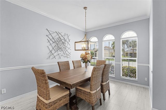 9262 Palm Island CIR, North Fort Myers, FL 33903