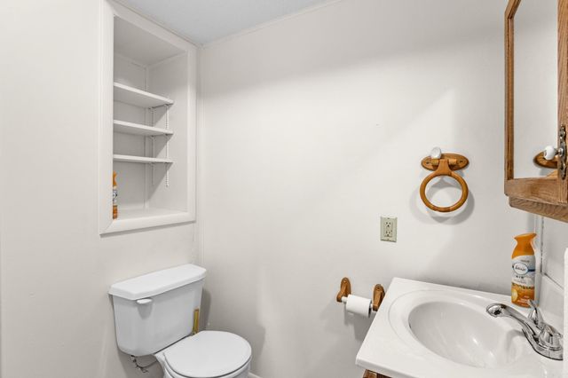 438 Glenstone Drive, Mountain Home, AR 72653