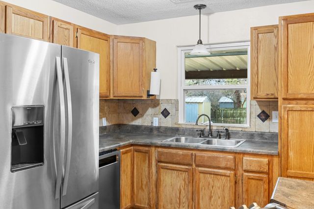 438 Glenstone Drive, Mountain Home, AR 72653