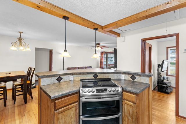 438 Glenstone Drive, Mountain Home, AR 72653