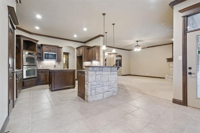 7351 Falcon Ridge, Edmond, OK 73034