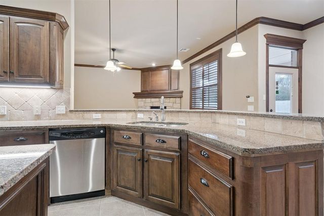 7351 Falcon Ridge, Edmond, OK 73034