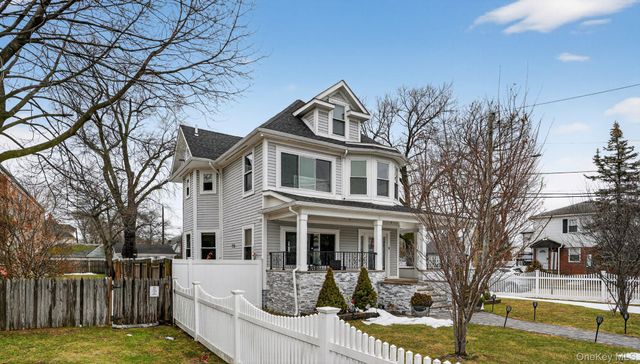 175 Hempstead Avenue, Lynbrook, NY 11563