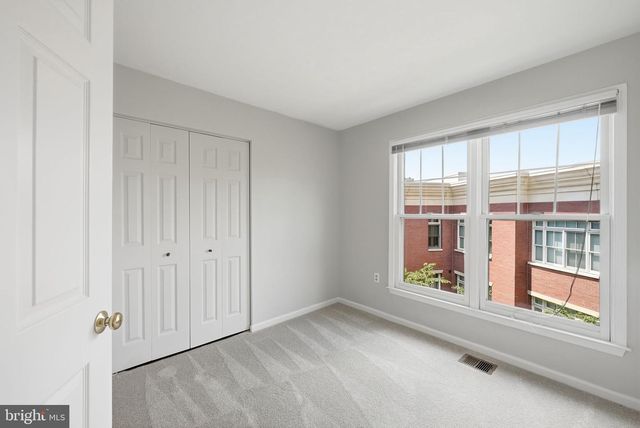 1922 N DANIEL ST, Arlington, VA 22201