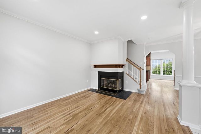 1922 N DANIEL ST, Arlington, VA 22201