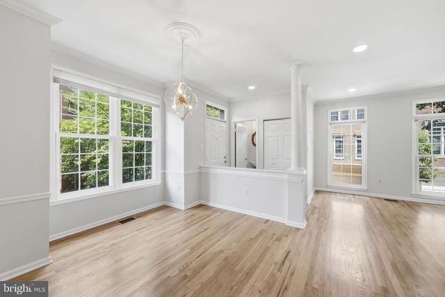 1922 N DANIEL ST, Arlington, VA 22201
