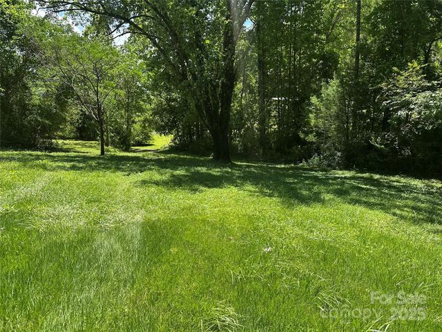204 Long Street, Marion, NC 28752