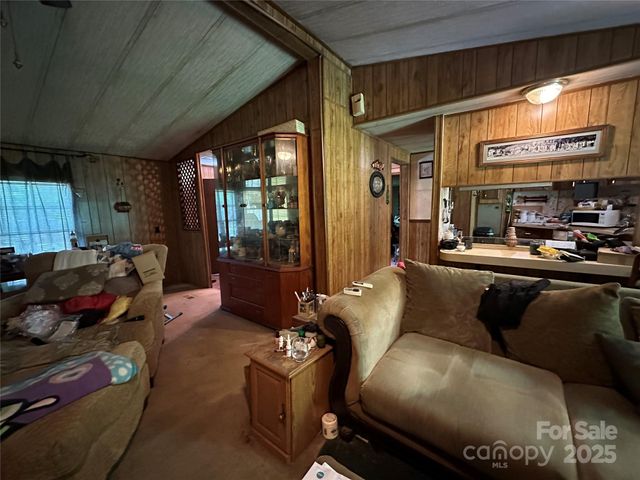 204 Long Street, Marion, NC 28752