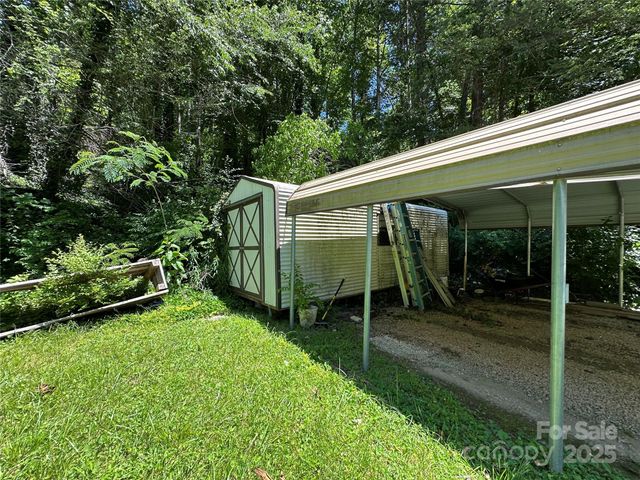 204 Long Street, Marion, NC 28752